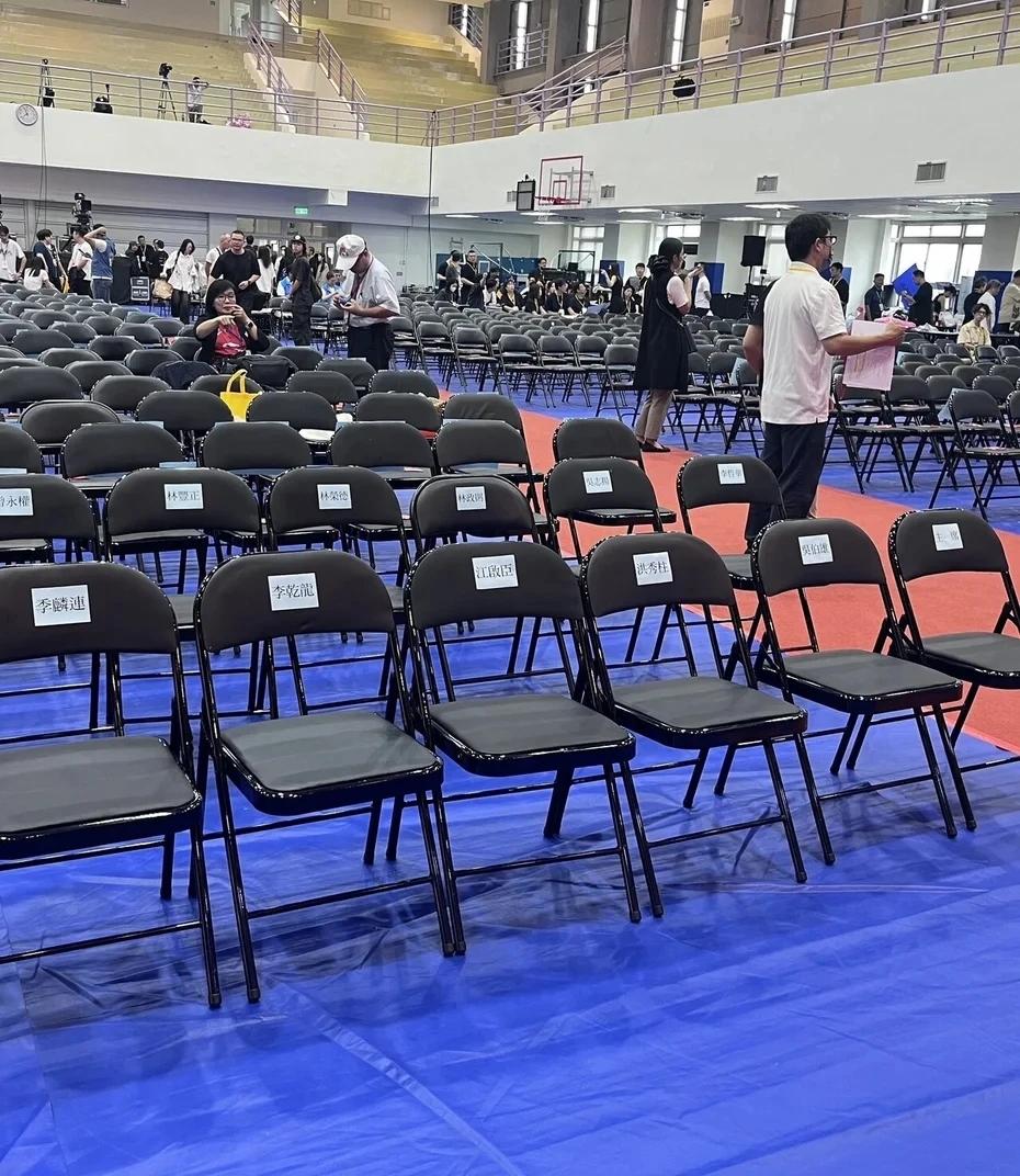 不只马英九不出席国民党全代会 朱立伦也缺席
国民党全代会今上午登场，但党内多位前