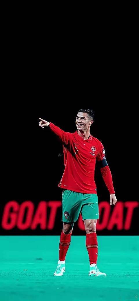 C罗大概率能踢2030年世界杯🏆，那时他45岁。有人或质疑，45岁对球员来说已