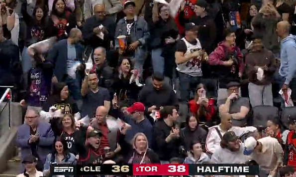 半场：骑士以36-38落后猛龙，哈登10分英格拉姆12分