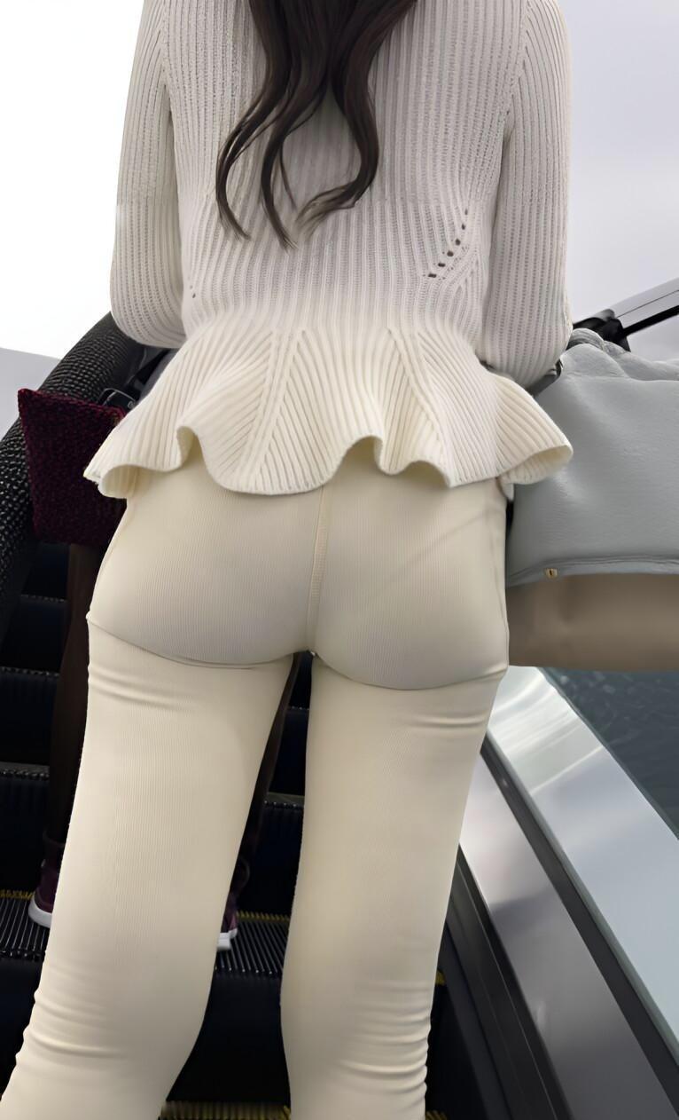 你见过最好看的女孩背影是什么样的想看看你画册里的背影杀