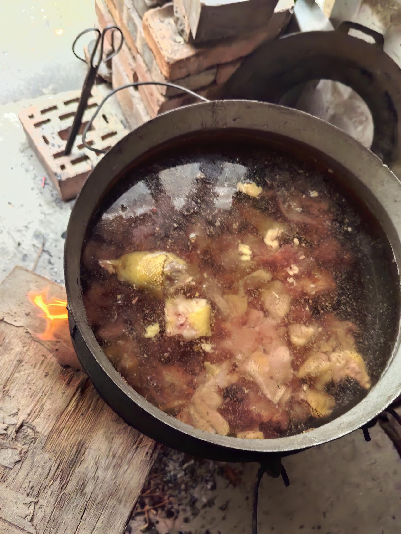 天南地北大拜年吃土鸡