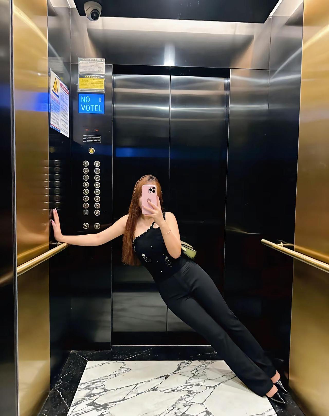 带刺的玫瑰申请添加你为好友这个动作有点难