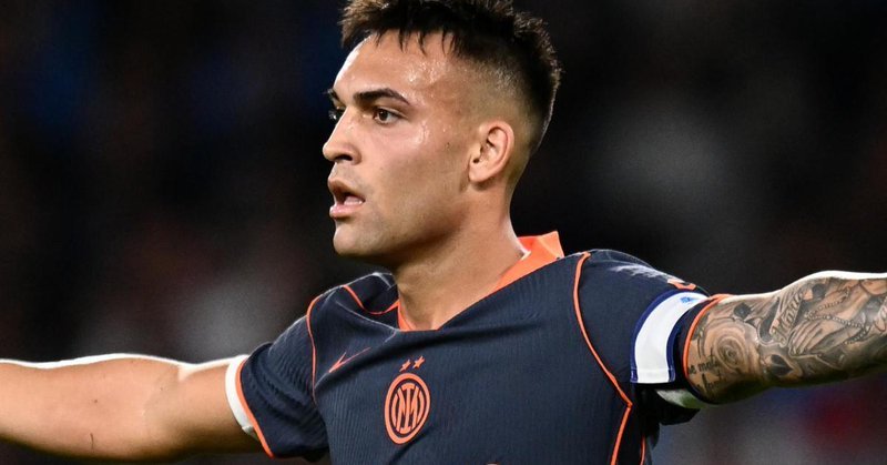 📢 队长劳塔罗的愤怒：马拉多纳球场之战后渴望救赎国米 劳塔罗 ​​​