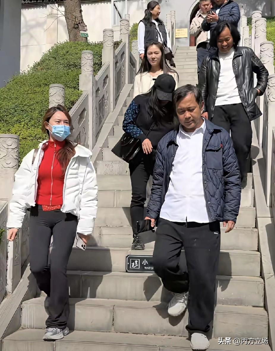 沈巍和南京晓晓一行人昨天离开西安，抵达河南南阳，正式开启河南之旅。不得不说，这位