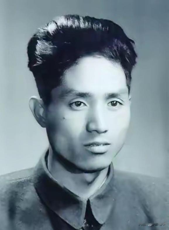 1942年，赵培宪被俘，日军把他带到赛马场当活靶子，给新兵练刺刀。日本新兵正要捅