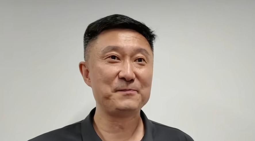 降维打击！杜导评价中国男篮大胜卡塔尔:“不得不说，这是迄今为止，打得最好的一场世