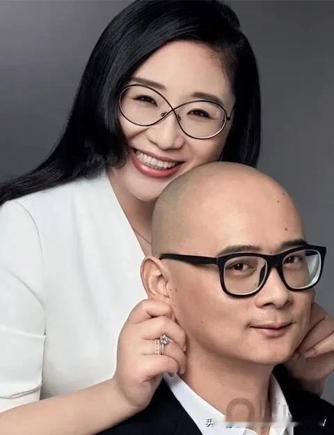 这算是教科书级别的离婚声明了吧，《再见爱人3》播出了那么久，但对傅首尔和刘毅这对