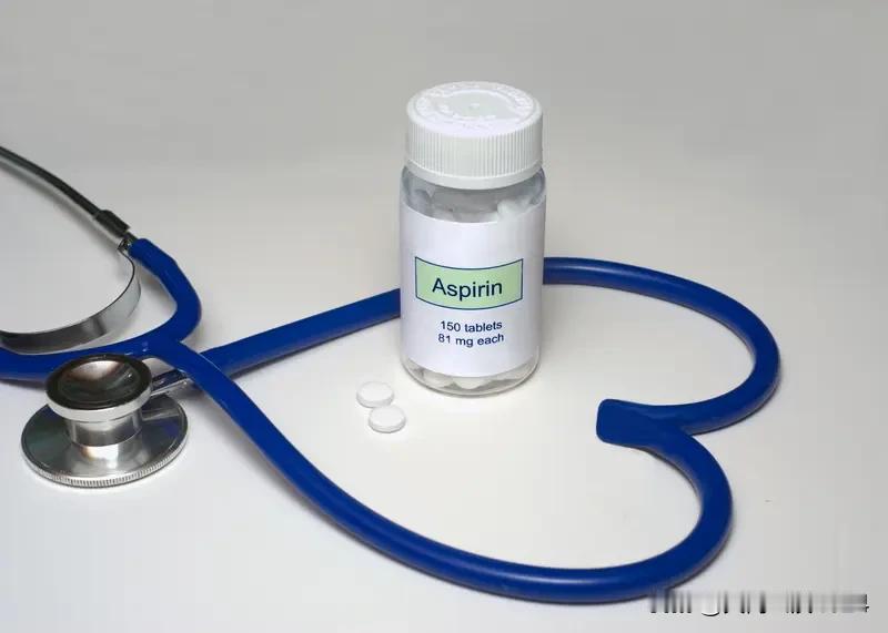 吃他汀和阿司匹林时能不能喝茶，这事儿得慎重。他汀降血脂，阿司匹林防血栓，而茶里的