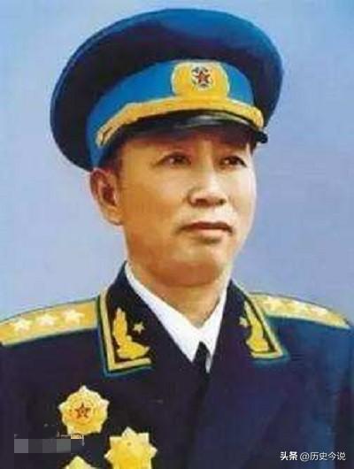 毛主席问刘亚楼家事，一句回答惹动怒，藏着铁血军人的赤诚与牵挂
 
阅读此文前，诚