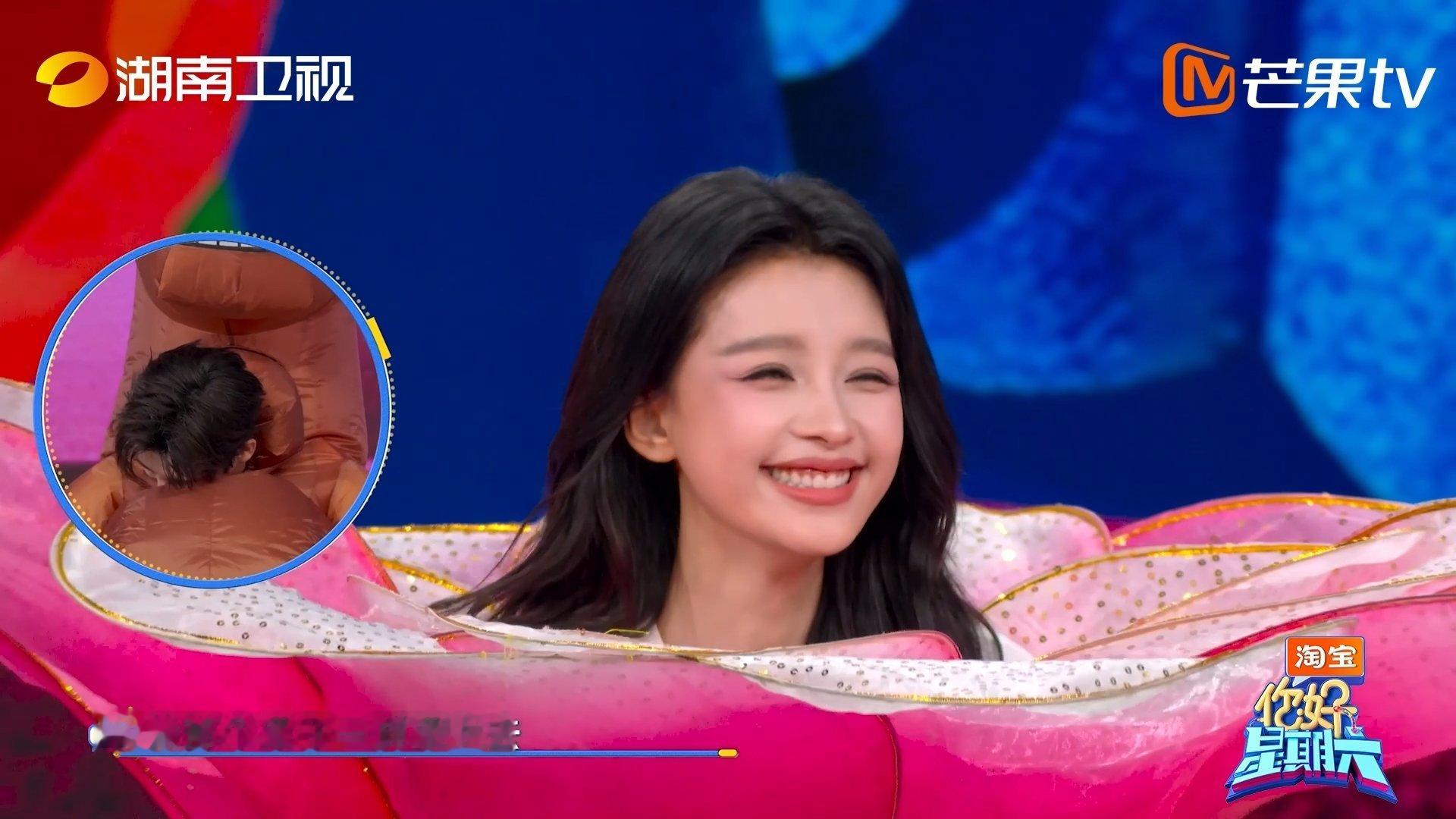 孙怡妥妥的花仙子 笑死了每个人的造型都很奇葩，但是孙怡还这么美，妥妥花仙子来的。