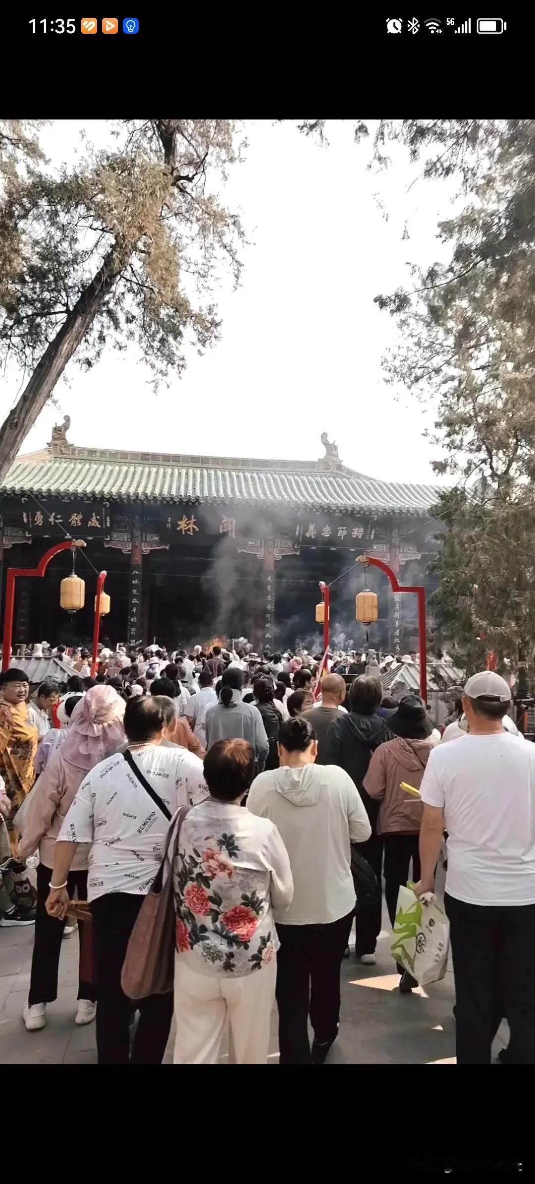 节日由来
 
- 南海恶龙降服记：传说古时南海有蛇怪，是龙王三太子，能操控风雨祸