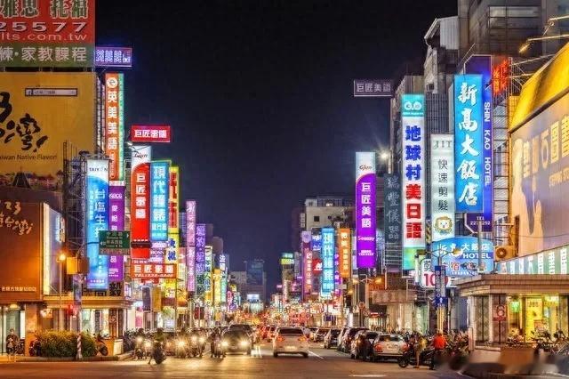 高市早苗政府“硬刚”，中国反制背后藏着怎样的杀招？11 月，东亚局势风云突变，日