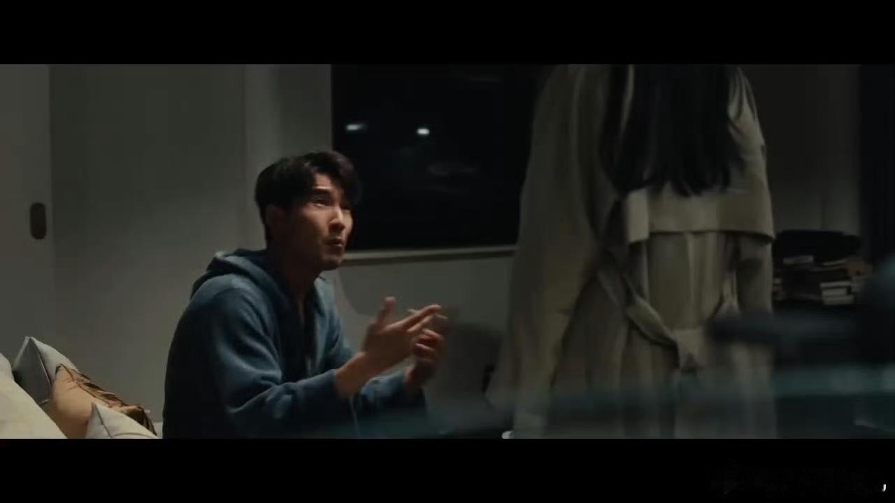 热恋期直接搬进男友家算越界吗爱情没有神话剧把男女生对于典型的亲密关系的定义和理解