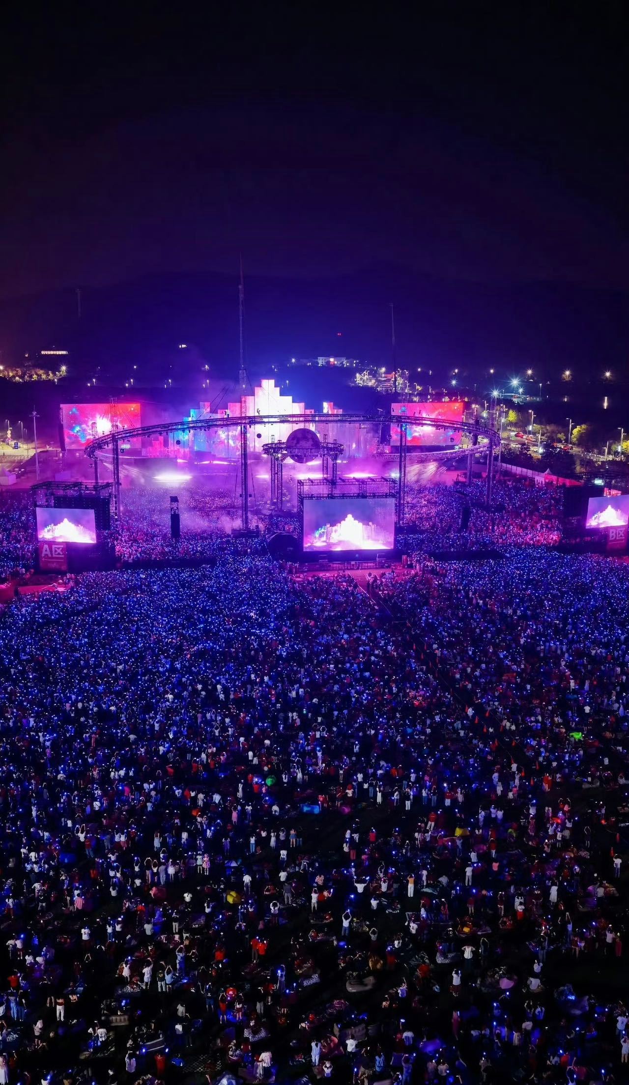 华晨宇曾2天带动南京汤山21万客流 这场演唱会后，汤山应该尝到了“演唱会经济”的