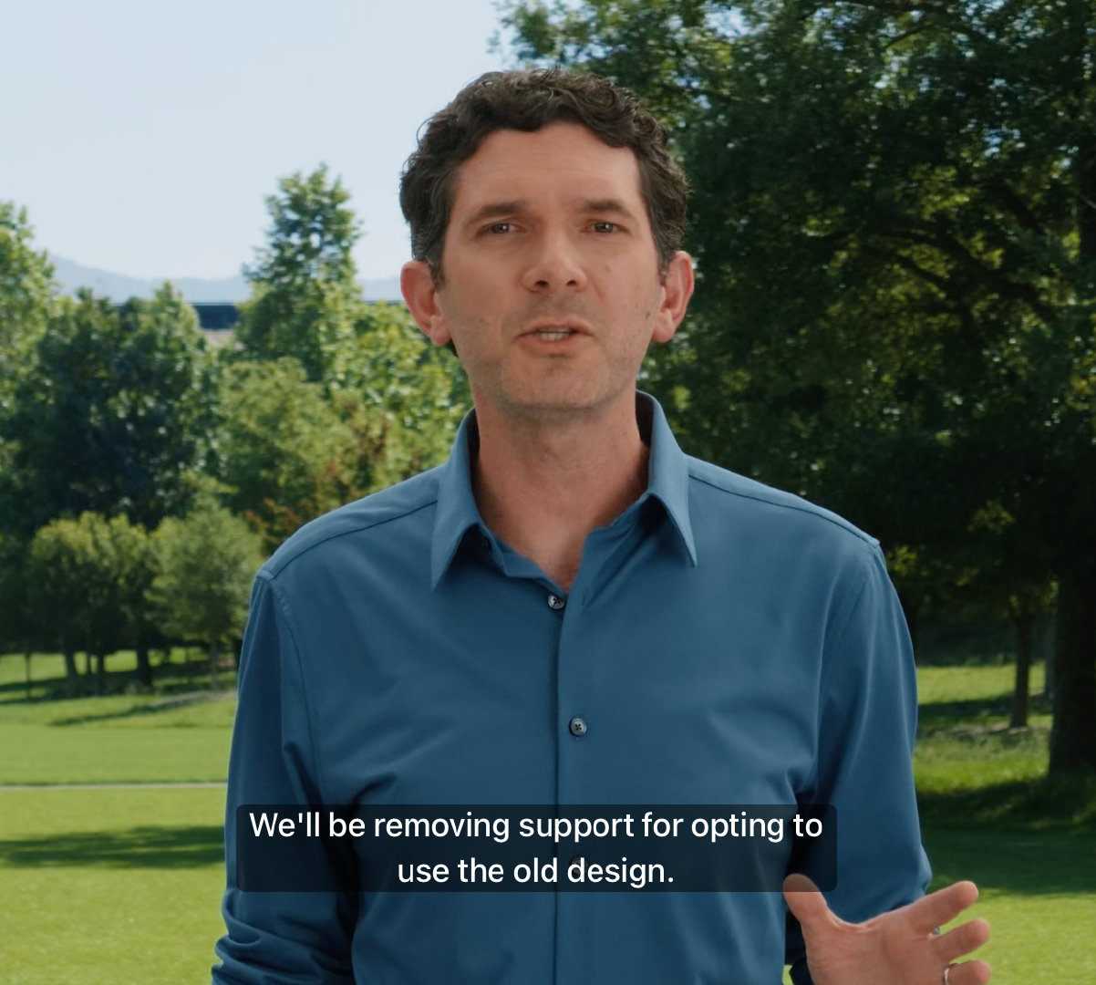 WWDC还有一个好消息。只要你用 Xcode 27 SDK 编译应用，就必须使用