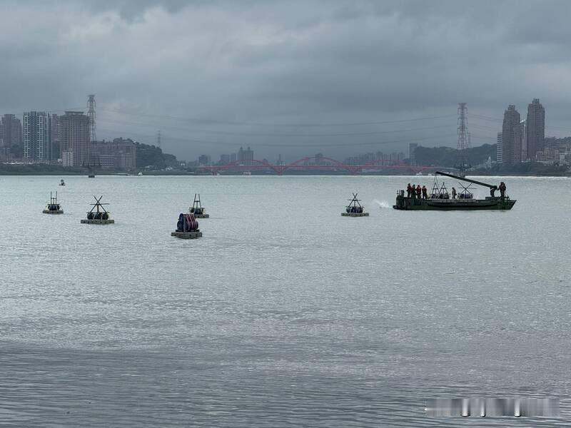 台湾河流封锁：防御要素

🔻 在PLA于台湾岛内进行演习之际，台湾军方开始演练