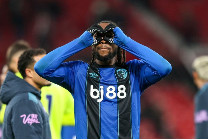 电讯报JD曼联将在1月份全力以赴签下塞梅尼奥！ 