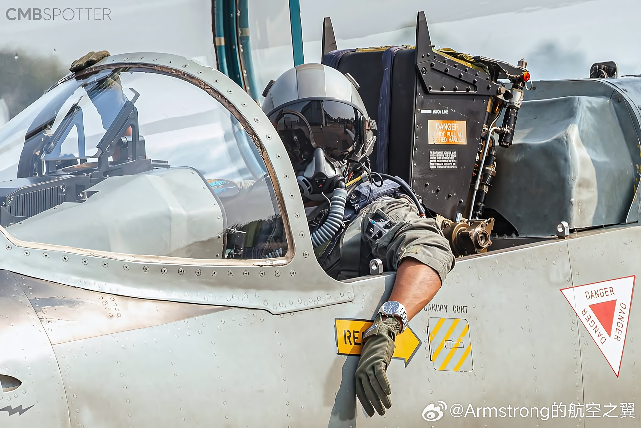 斯里兰卡空军的K-8教练机 