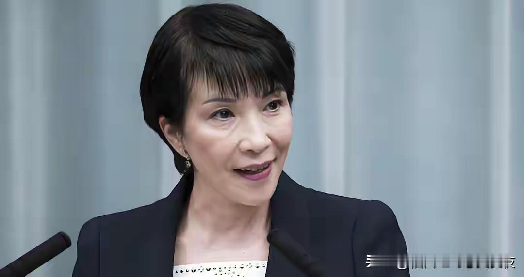 特朗普递刀，高市迎来5路强援，日本开始报复，第一把火烧向东海