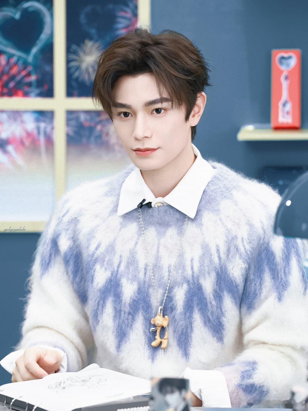 丁禹兮张海侠 dyx丁禹兮南部档案 “如果爱能够看得见，那便一定是一种花，海棠花