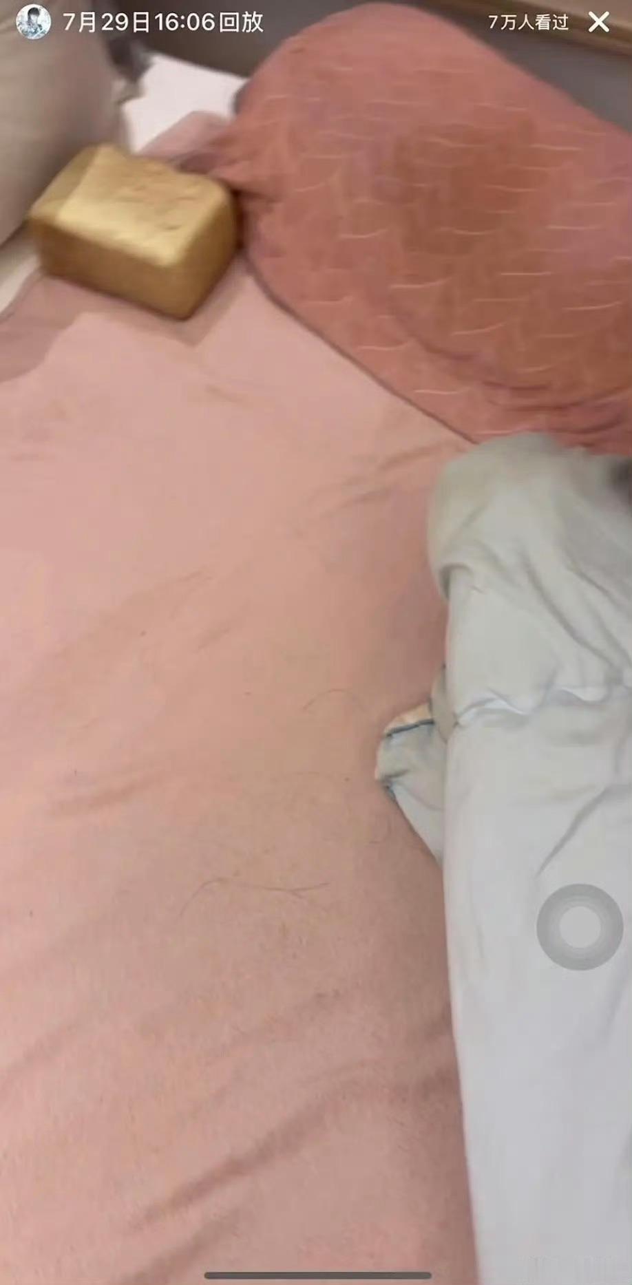 没见过垃࿆圾࿆堆࿆的可以去打卡一下钟意 的床 AG名胜古迹 