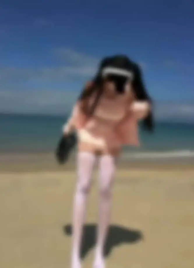 海边穿搭无不良引导