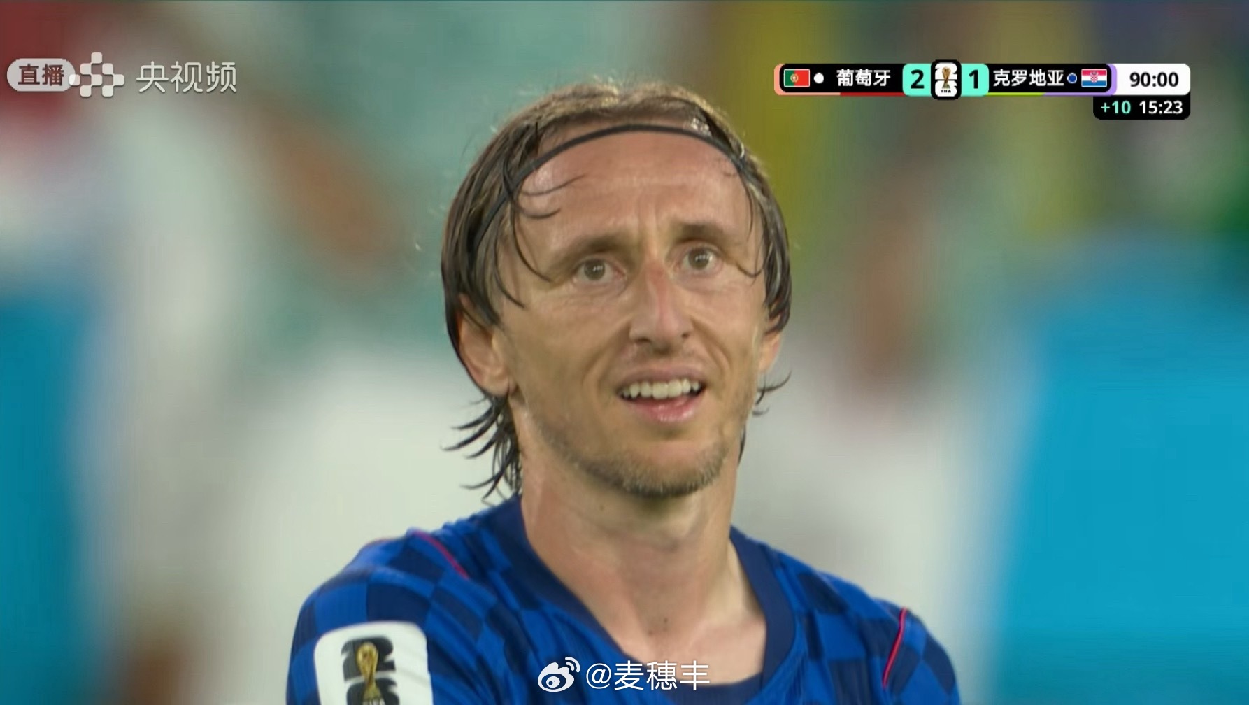 这一回，真就“说不出再见”。c罗魔笛紧紧相拥世界杯世界杯