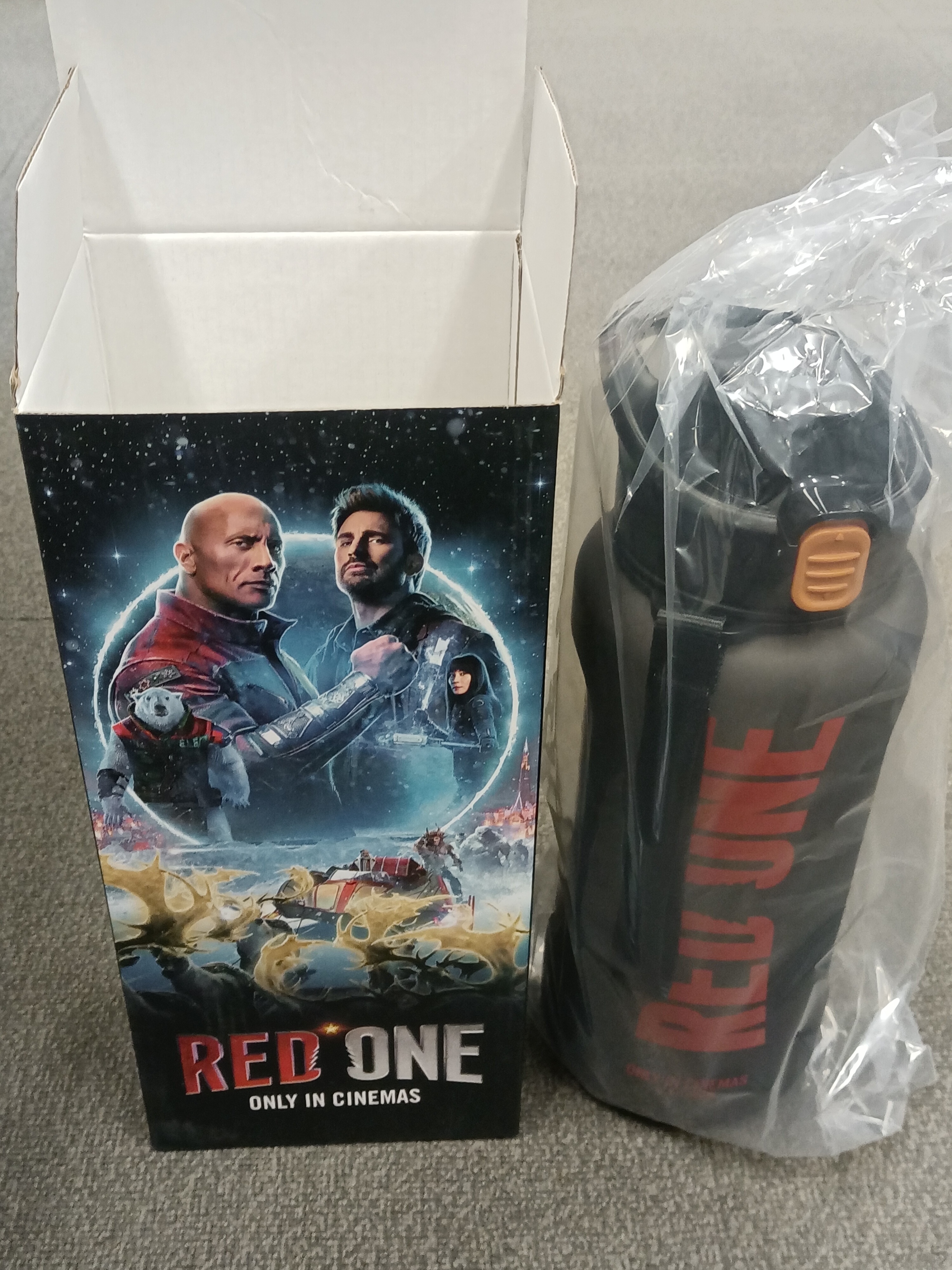 娱理福利年终福利继续！关注并在评论区分享你对娱理工作室深度内容的期待和喜好，将有