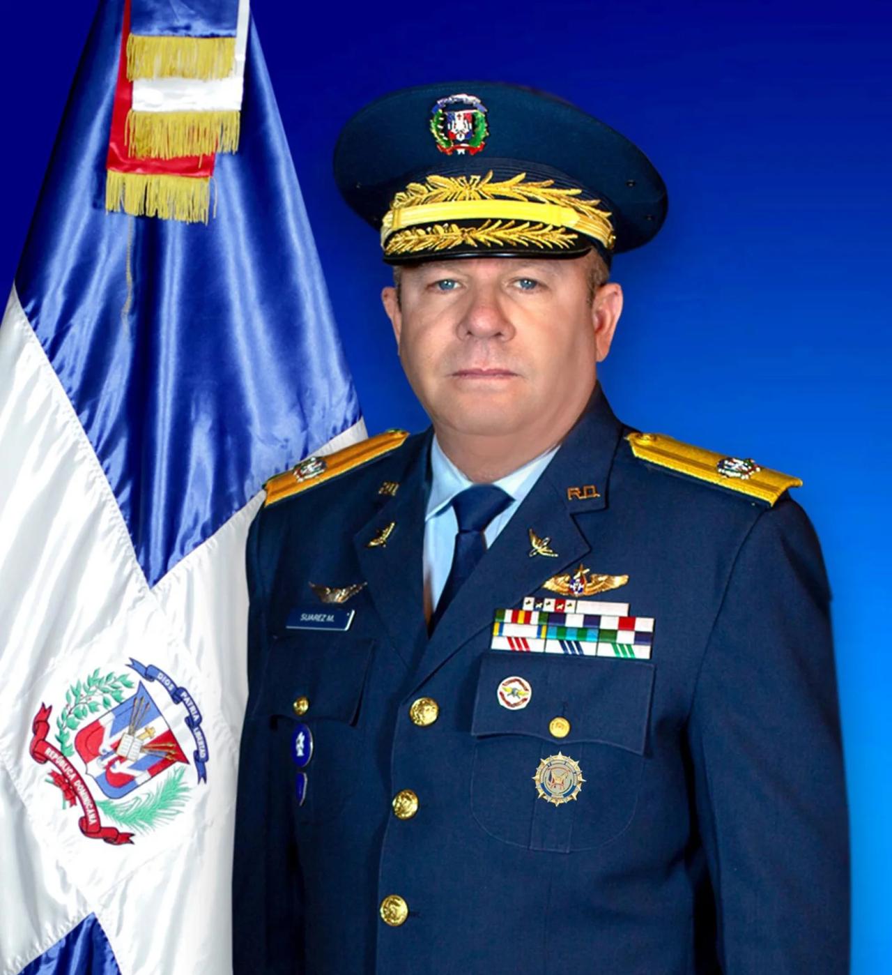 ???? 弗洛雷亚尔·T·苏亚雷斯·马丁内斯少将 | 飞行员Mayor Gene