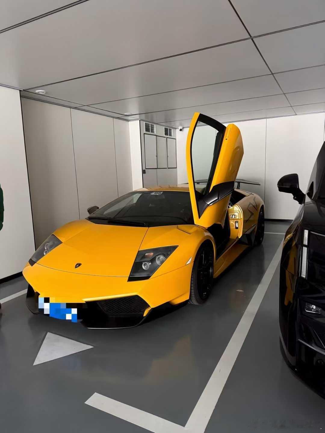 全球限量350台的蝙蝠670SV，10年上牌，4000公里，6.5L V12自吸