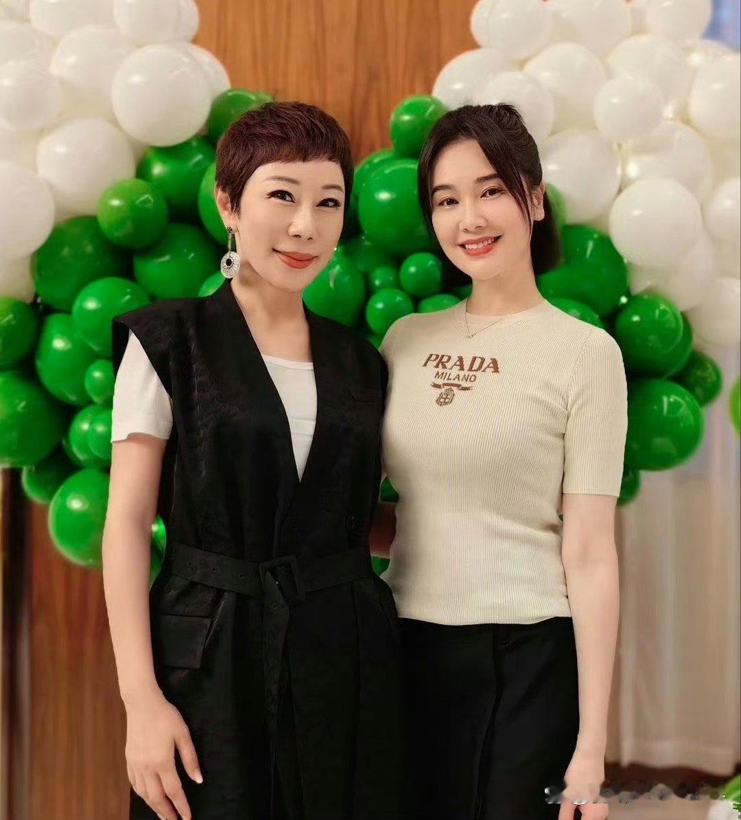 过度医美的左小青，把自己的气质都弄丢了！与其活成拼夕夕版，不如原汁原味，优雅从容