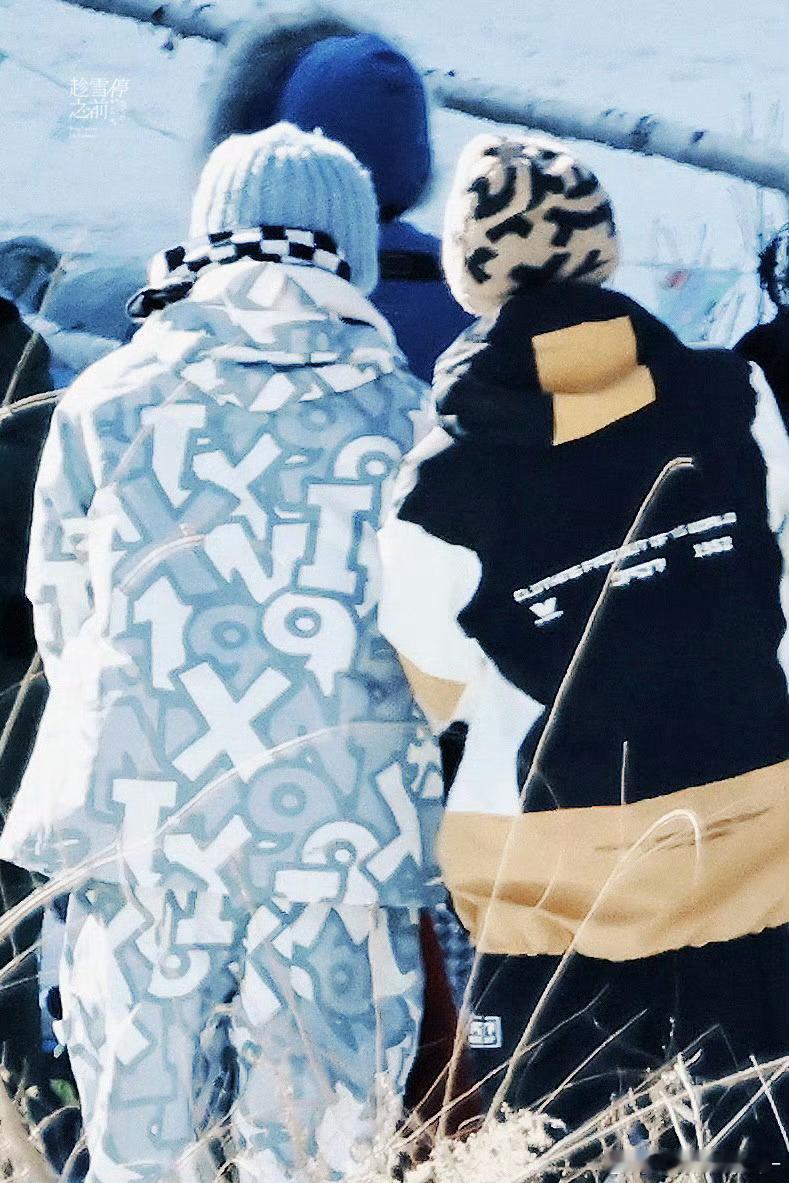 文轩 🐺🐟文轩世界第一初恋 “好傻好笨啊” 烟花升停在星夜-宋亚轩刘耀文[音