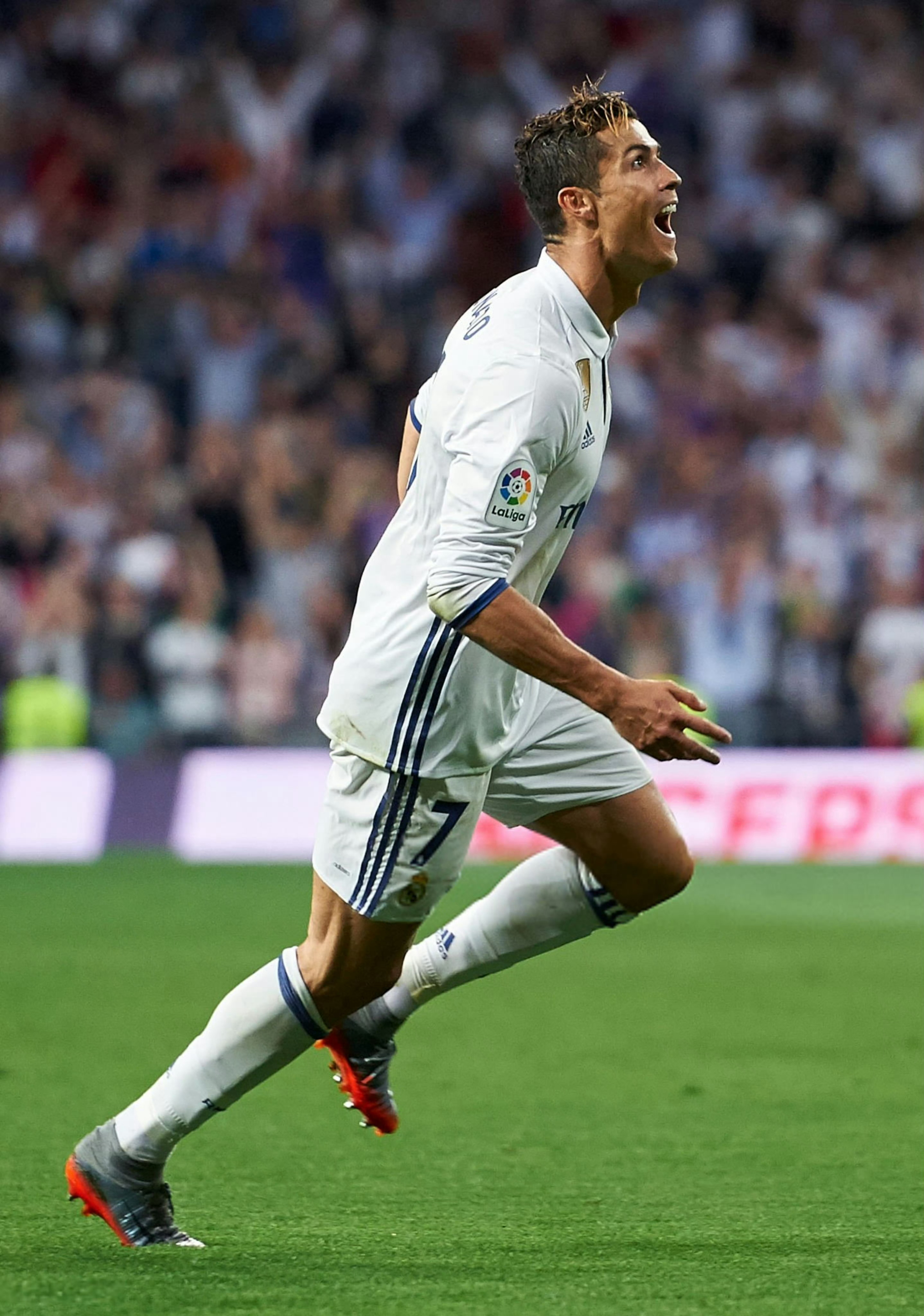 C罗和c罗一起siu到最后皇马皇马2比0塞维利亚 🚨皇马队史vs塞维利亚进球最