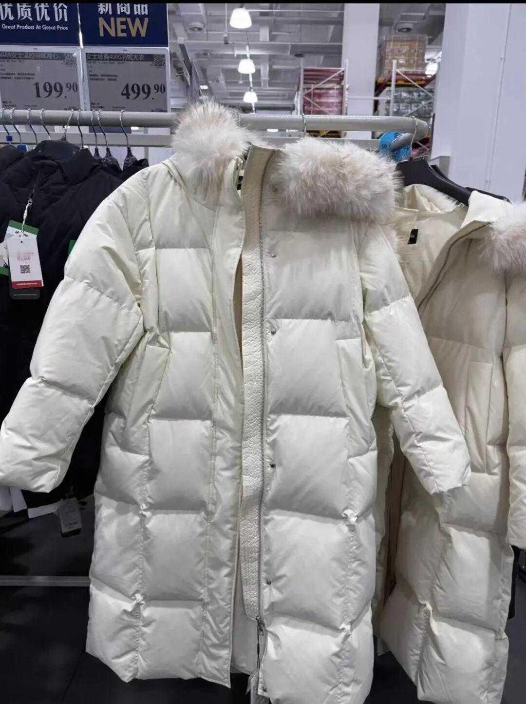 最近山姆超市一款RR女士羽绒服彻底火出圈了！499元的价格，M码充绒量直接干到4