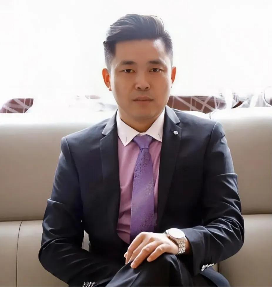 找工作就好比找对象，内心自觉不自觉的会和前任做比较，如果你拥有过财大器粗或漂亮温