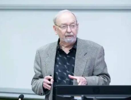 美国学者说，“以前我不理解为什么中国人都不喜欢国内崇洋媚外的人，后来明白了，很多