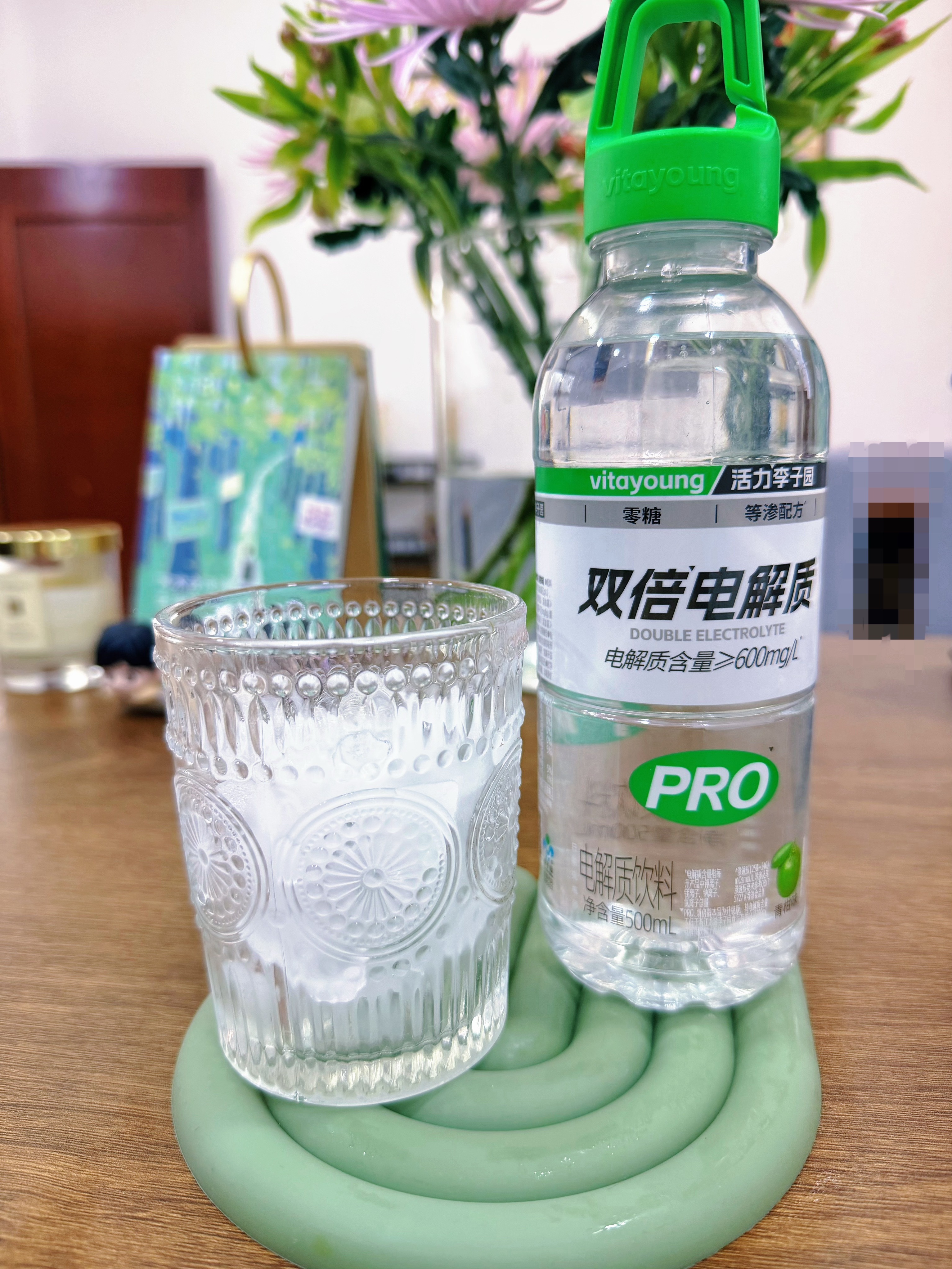 我们的大管家，园园，终于来啦，其实，我每天都喝这两款水的。天气热，喝点🧊的，超