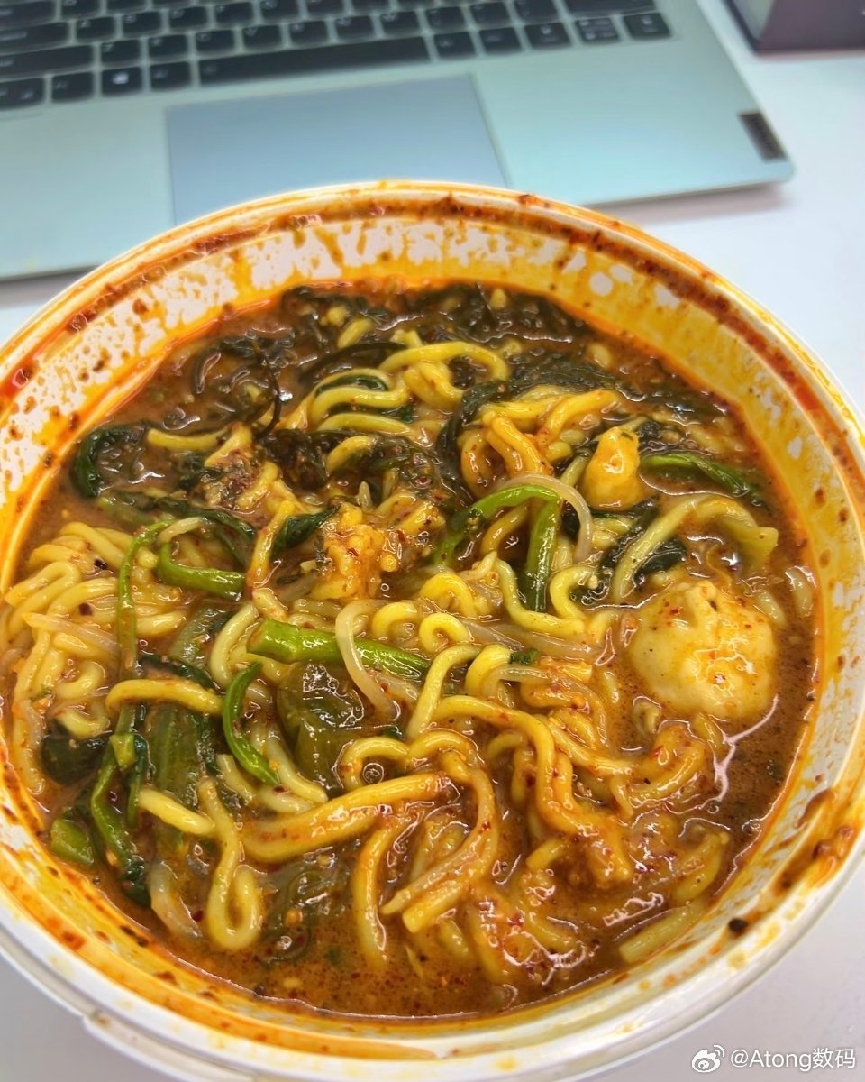 刘文祥麻辣烫暂停新合作一直觉得自己吃的不够黏糊原来是打开方式不对刘文祥这波血赚都