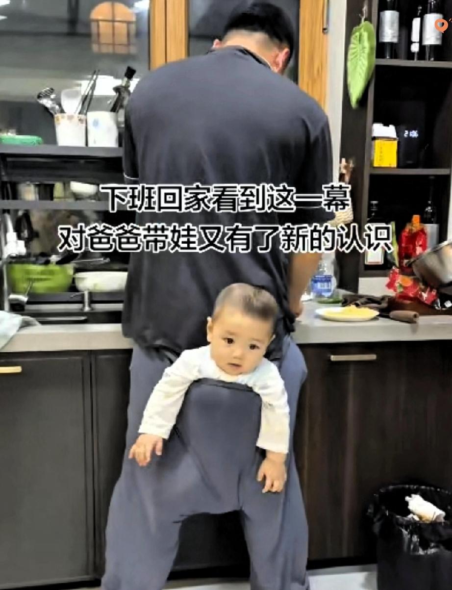 谁懂啊家人们！
上班全程心都悬在嗓子眼，满脑子都是老公在家能不能带好娃，生怕娃饿