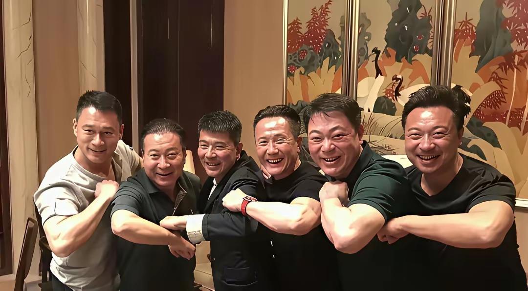 曾经这六位都是演艺圈的大明星，能认出三个，说明你已经不年轻了。