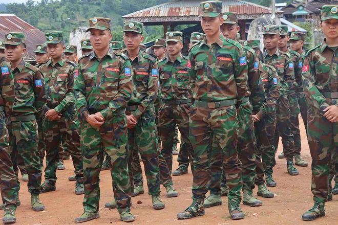 缅军开始进攻德昂军控制的最后一重要战略要地迪波
据媒体报道，在重新控制北掸邦皎梅