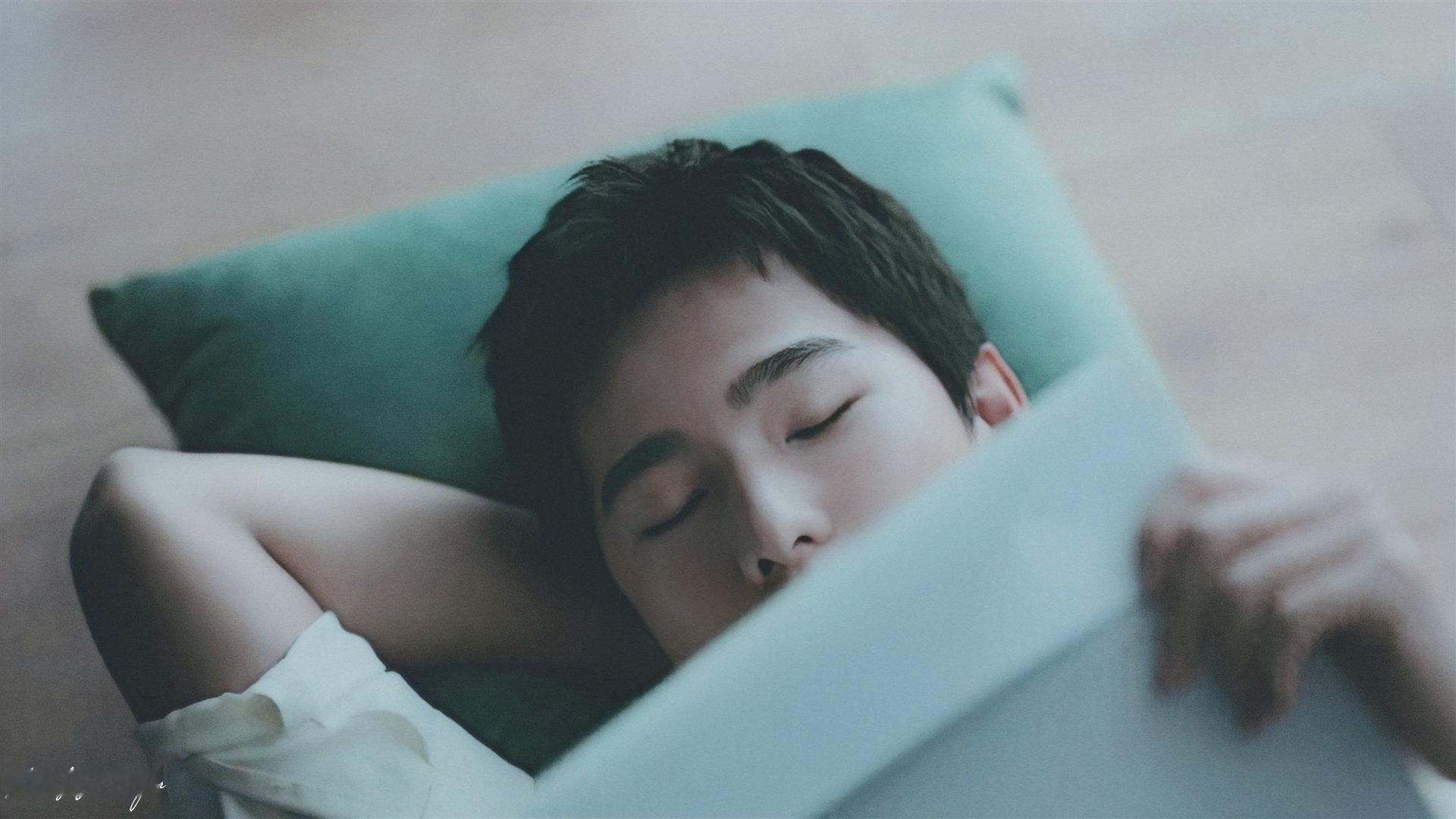 夜色轻轻，安然入梦，晚安