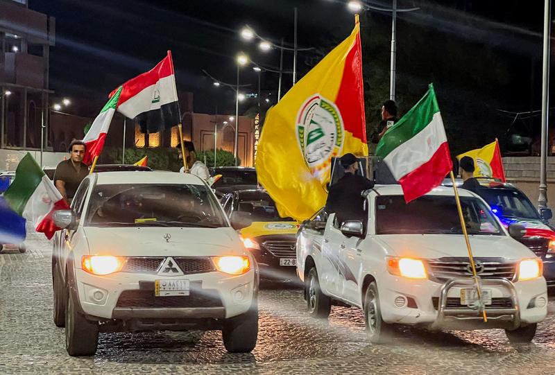 伊朗这波精确打击美海军第五舰队总部的操作，简直太刚了！这背后肯定是积压了不少对美