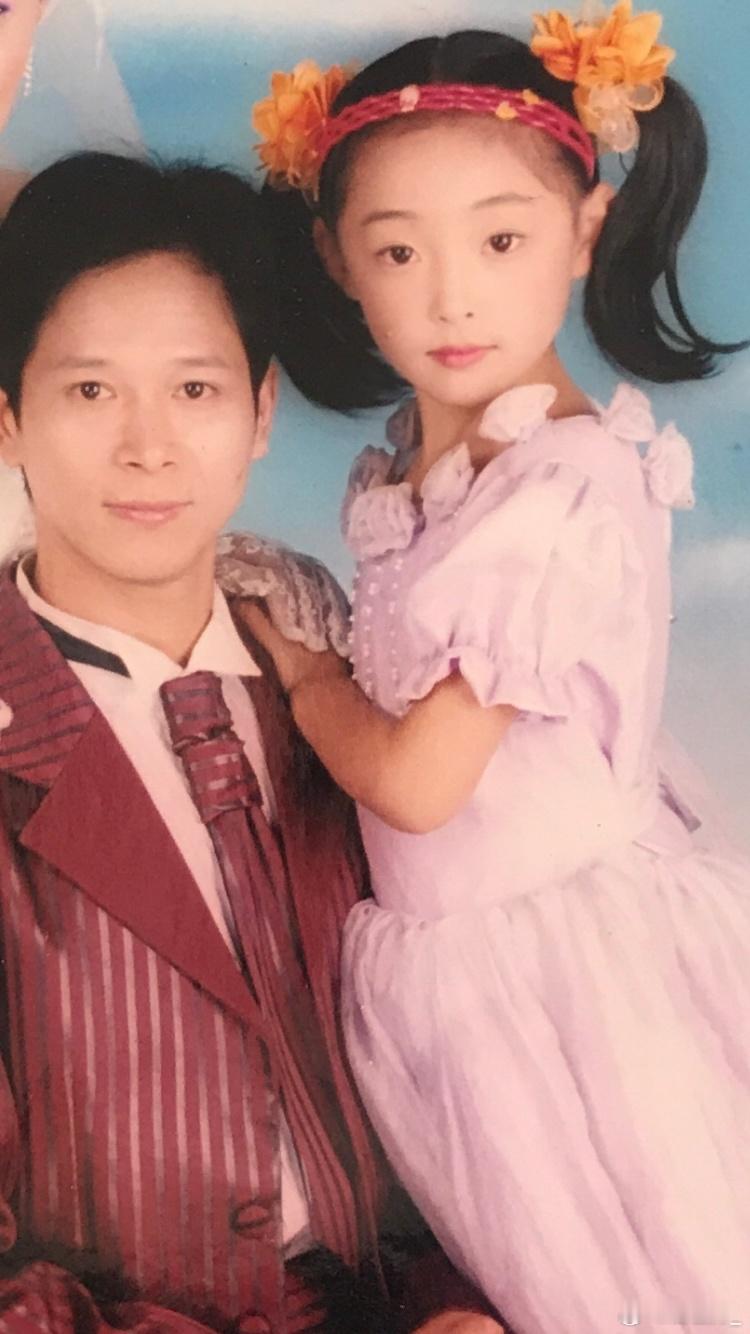 父亲节 记得跟父亲说声节日快乐！ ​​​