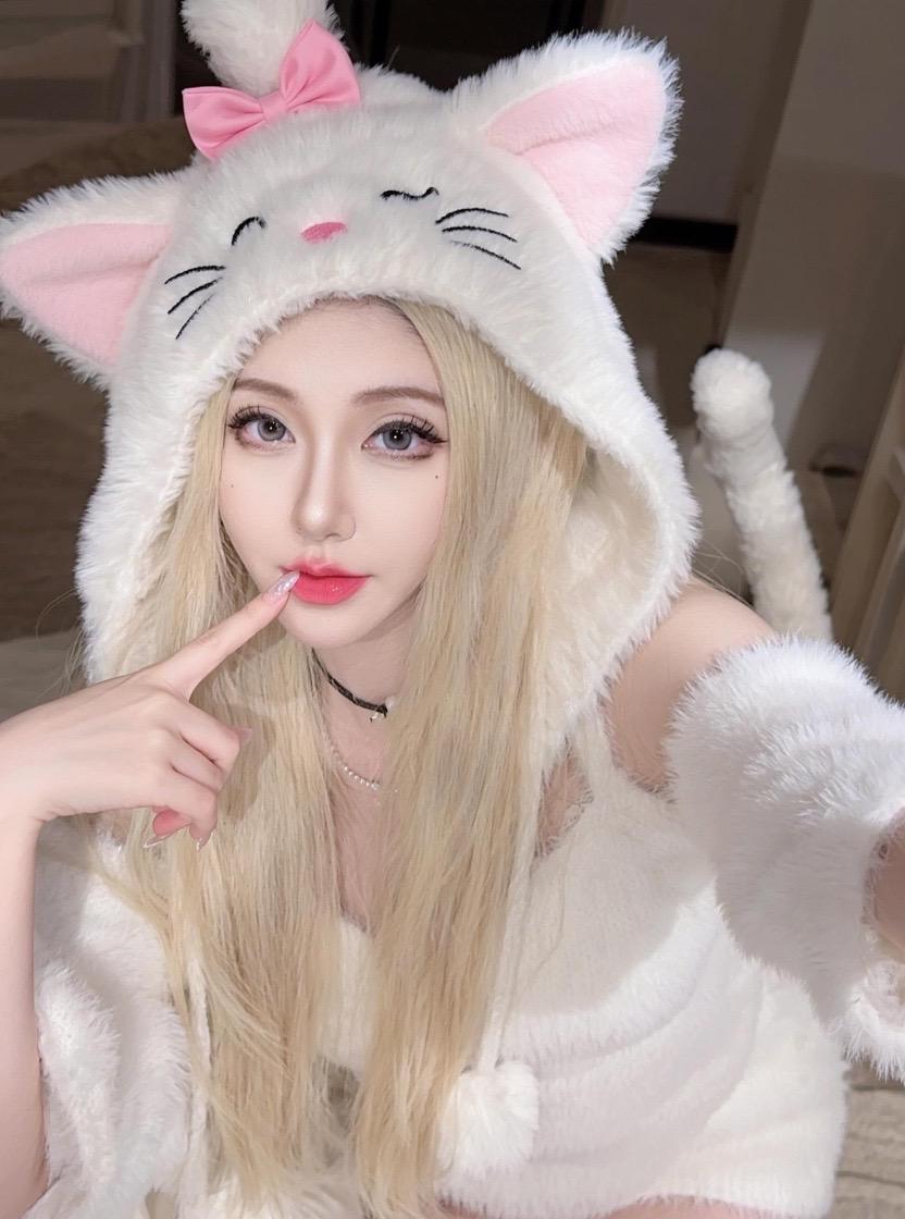 抖音ai创作 萌系喵写真