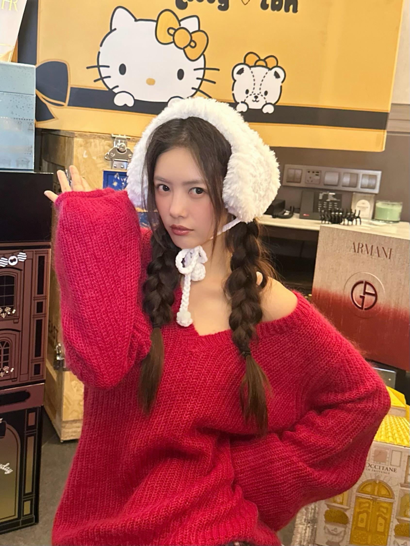 蔡文静周瑾 分享照片啦很有圣诞氛围的一组照片哇静仔的红色毛衣和白色耳罩好萌好萌！