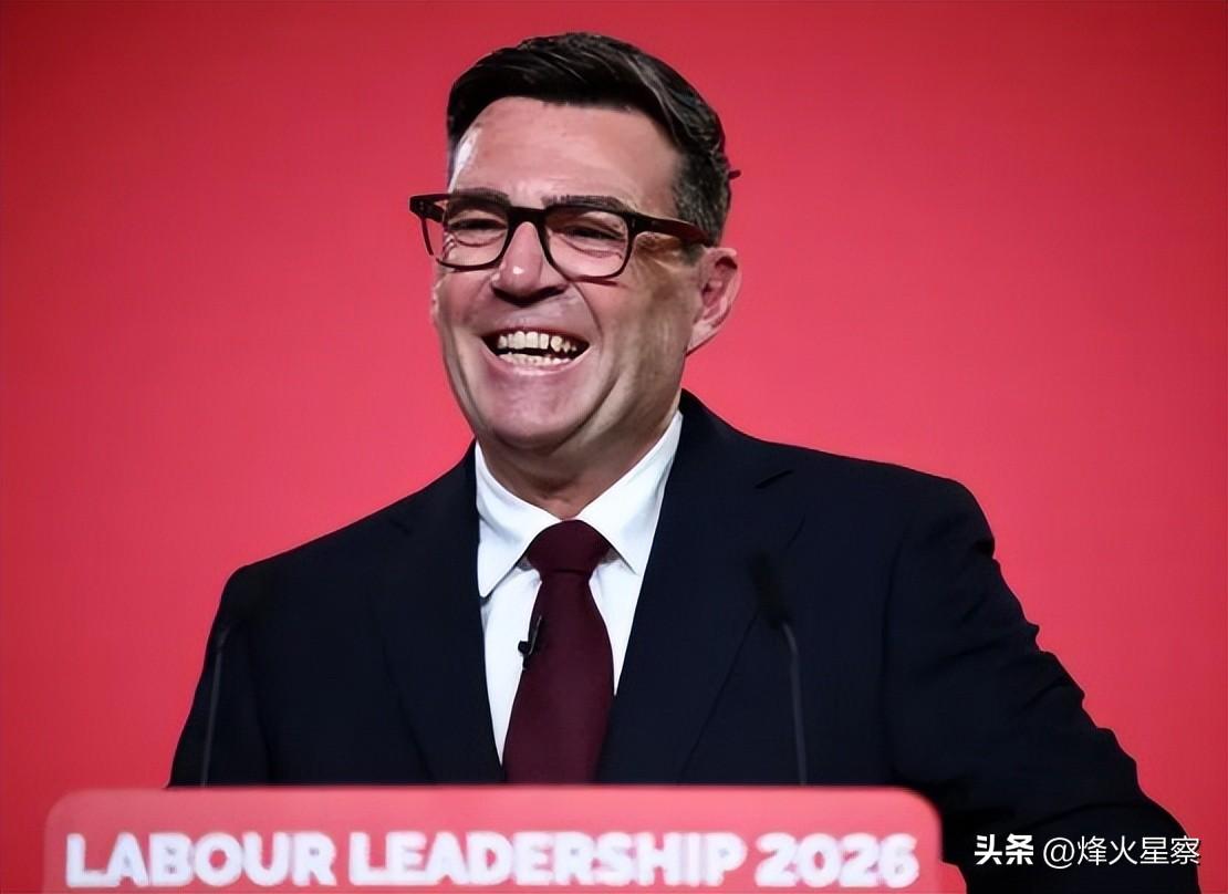 英国新首相确认，中企被强占一事，必须给中方一个说法！
 
安迪·伯纳姆今天走进唐
