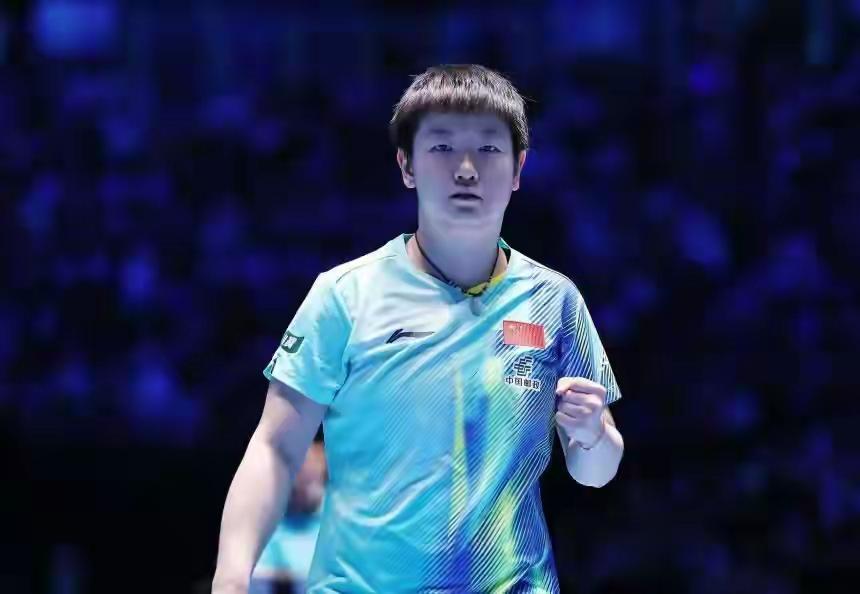 孙颖莎
有望两连胜；

她在蒙彼利埃
冠军赛次轮
将迎击韩国选手
申裕斌；

在