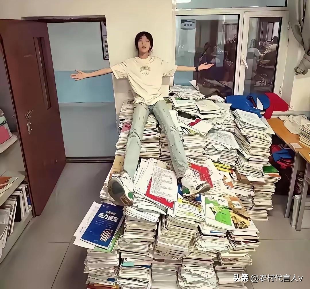 考研人的真实写作，有跟我一起考研的不？ 考研低谷期 考研值不值得 考研上岸路 考