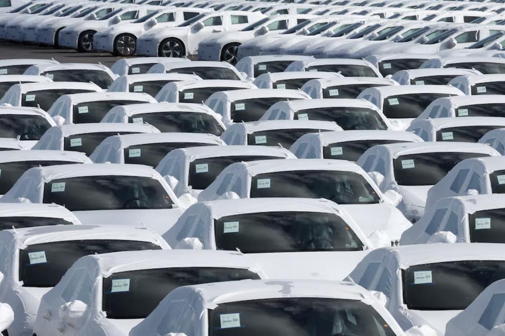 德媒：欧盟将放弃2035禁燃令
欧洲议会最大党派“欧洲人民党”主席周五在德国海德